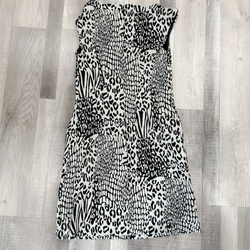 Nine west animal print sleeveless sheath dress ❤️ - Picture 6 of 7